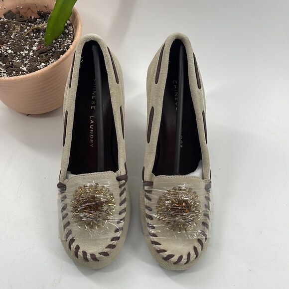 Chinese Laundry Beige and Brown Heels - Picture 2 of 8